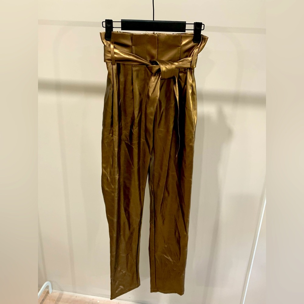 Fashion Nova Gold Pants Small